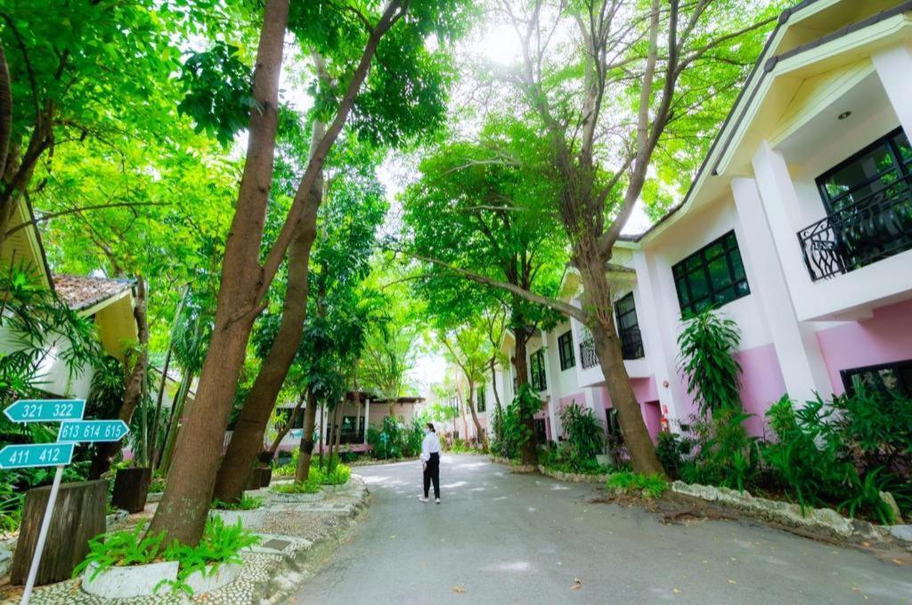 Chayada Garden House And Resort Hotel Nakhonratchasima Exterior foto